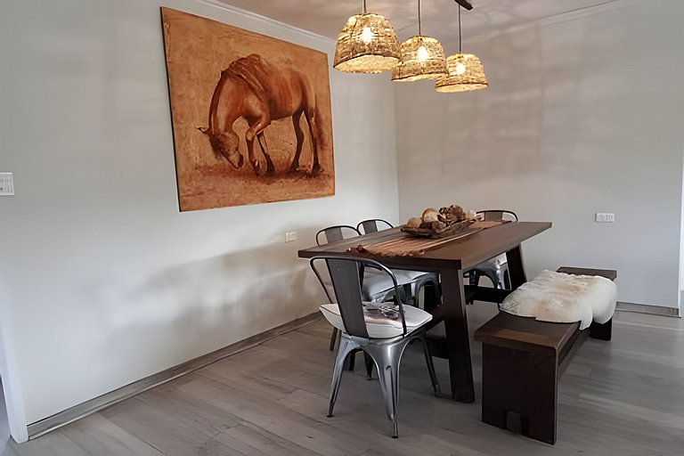 Segura Casa familiar con piscina en Club House.