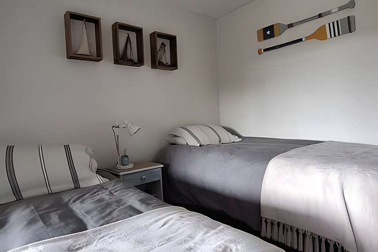 Segura Casa familiar con piscina en Club House.