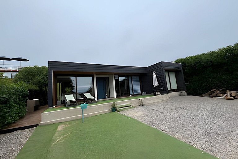 Casa amplia y moderna en Cerro Tacna, Maitencillo