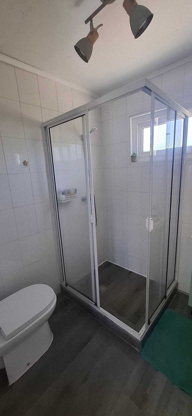 Segura Casa familiar con piscina en Club House.