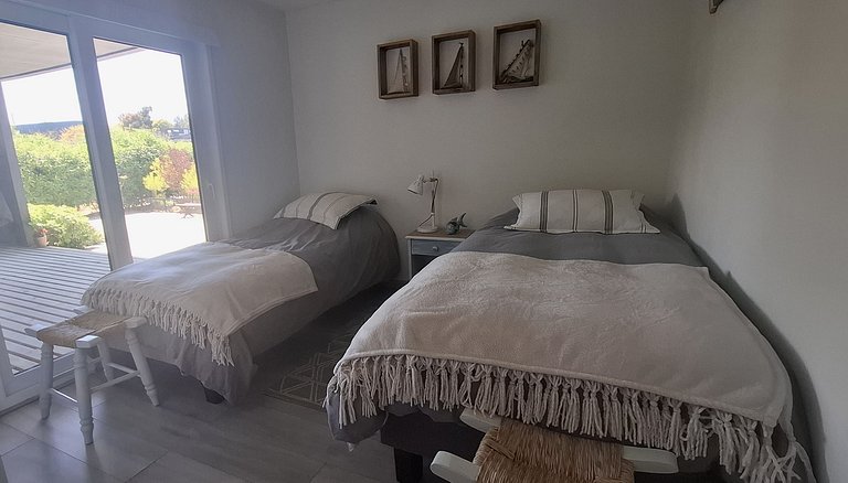 Segura Casa familiar con piscina en Club House.