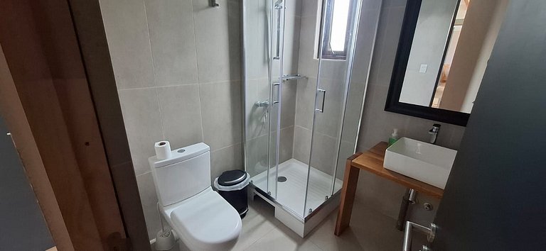 Casa amplia y moderna en Cerro Tacna, Maitencillo