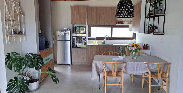 Casa amplia y moderna en Cerro Tacna, Maitencillo